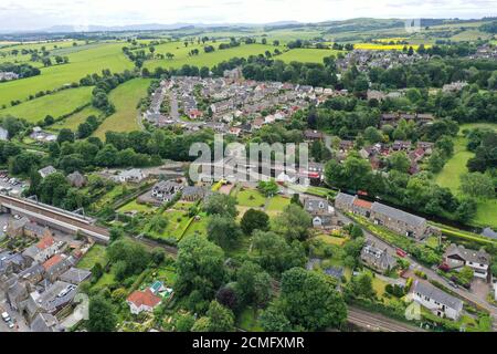 Luftdrohnenaufnahme von Linlithgow West Lothian Stockfoto