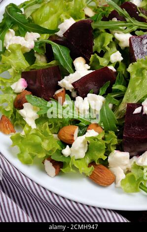 Salat mit Rüben Stockfoto