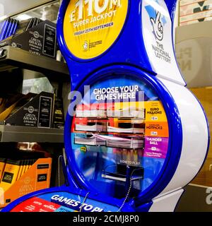 UK National Lottery und EuroMillions Glücksspiel Spiele, NAHAUFNAHME ohne Menschen Stockfoto