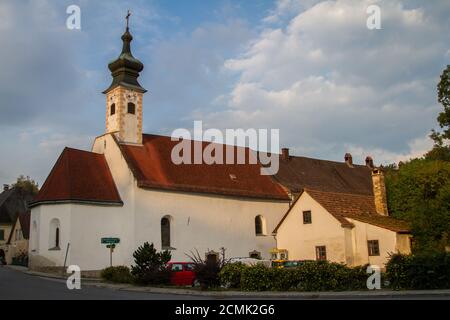 Heiligengeistkirche, historische öffentliche Krankenhauskirche in Weitra, Waldviertel, Österreich Stockfoto