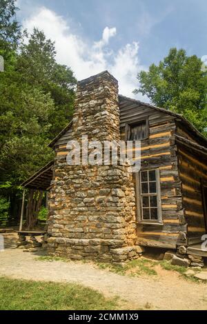 Historische John Oliver Hütte in Cades Cove in Great Smoky Mountains National Park Stockfoto