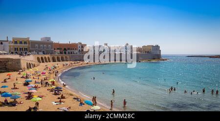 GALLIPOLI, ITALIEN - 28. August 2017: turismus während der Sommersaison Stockfoto