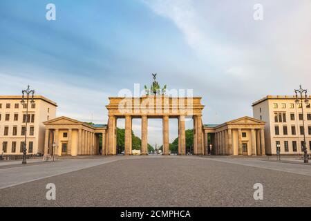 Berlin Deutschland, City Skyline am Brandenburger Tor (Brandenburger Tor) Stockfoto