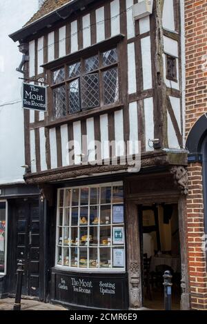 Altes Fachwerkgebäude im historischen Canterbury, Kent, England Stockfoto