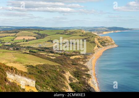 Blick vom Gipfel des Golden Cap Berg auf die Jurassic Küste in Dorset Stockfoto