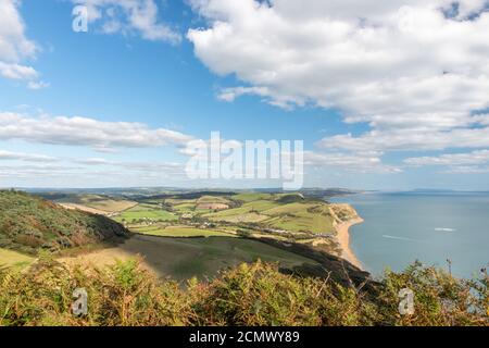 Blick vom Gipfel des Golden Cap Berg auf die Jurassic Küste in Dorset Stockfoto