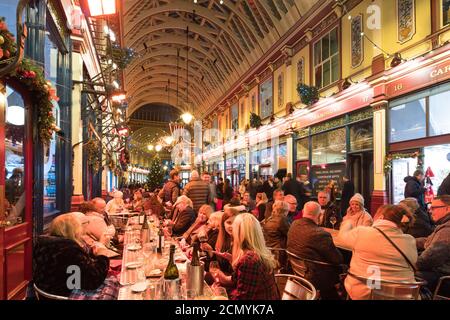 Weihnachten auf dem Leadenhall Market Stockfoto