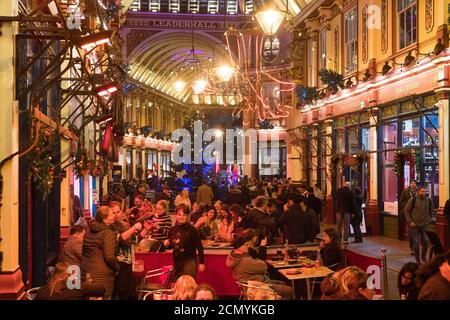 Weihnachten auf dem Leadenhall Market Stockfoto