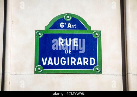 Straßenschild Rue de Vaugirard, Paris, Frankreich Stockfoto