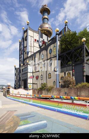 Müllverbrennungsanlage Spittelau, Fassade von Friedensreich Hundertwasser, Wien, Österreich Stockfoto