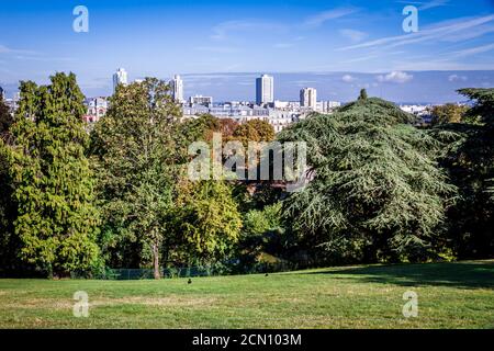 Buttes-Chaumont Park, Paris Stockfoto