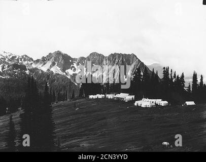 John Reese's Hotel Zeltlager bekannt als Camp of the Clouds Alta Vista Upper Paradise Valley Mount Rainier National Park (BAR 289). Stockfoto