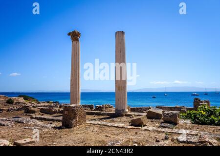 Säulen in Tharros archäologische Stätte, Sardinien Stockfoto