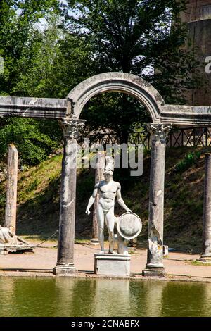 Alte Ruinen in Hadrians Villa in Italien Stockfoto