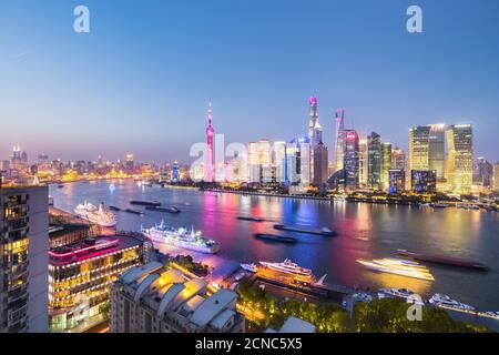 Nachtansicht von shanghai North bund Stockfoto