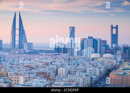 Blick auf die Skyline der Stadt, Manama, Bahrain, Naher Osten Stockfoto