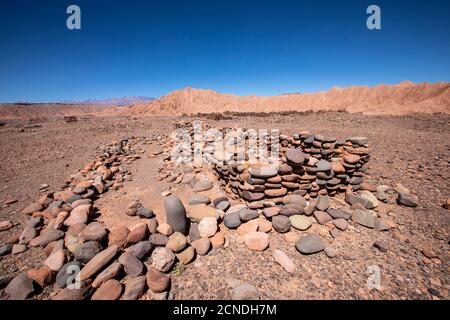 Reste von Felsstrukturen in Tambo de Catarpe, Catarpe Valley in der Atacama Wüste, Chile Stockfoto