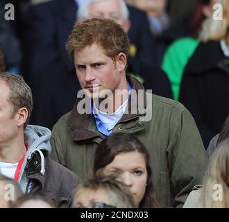 Prinz Harry England Gegen. Irland RBS Six Nations Rugby in Twickenham, London, Großbritannien - 17 Mär 2012 BILDNACHWEIS : © MARK PAIN / ALAMY STOCK PHOTO Stockfoto