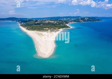 Luftaufnahme von Possidi Beach, Kassandra, Possidi Cape, Chalkidiki, Griechenland, Europa Stockfoto