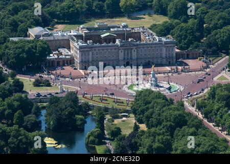 Eine Luftaufnahme des Buckingham Palace, London, England, Großbritannien, Europa Stockfoto