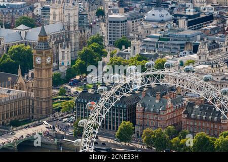 London Eye und Jubilee Gardens mit den Houses of Parliament in der Ferne, London, England, Großbritannien, Europa Stockfoto