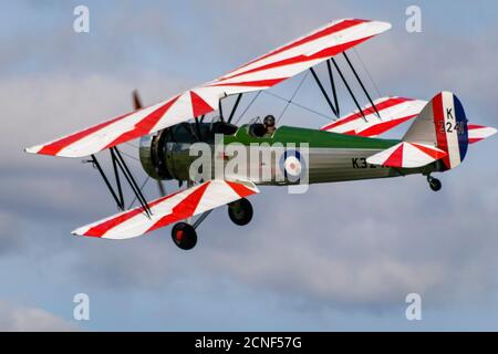 Der Avro Type 621 Tutor war ein zweisitziger britischer Radialmotorflugzeug aus der Zwischenkriegszeit. Es war ein einfacher, aber robuster Basic Trainer. Stockfoto