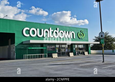 AUCKLAND, NEUSEELAND - 19. Apr 2019: Auckland / Neuseeland - 19 2019. April: Blick auf den Countdown Supermarkt im Highland Park Stockfoto