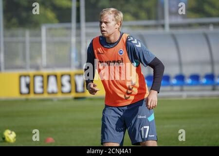 Odense, Dänemark. September 2020. Sveinn Aron Gudjohnsen (17) von Odense Boldklub während einer Trainingseinheit auf Odense Boldklubs Trainingsgelände Aadalen in Odense gesehen. (Foto Kredit: Gonzales Foto/Alamy Live News Stockfoto