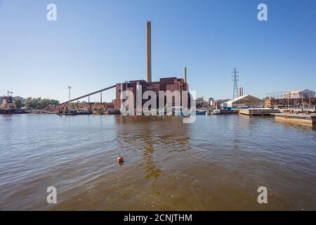 Korkeasaari, Helsinki, Finnland, 21. August 2020 Ansicht des Kraftwerks. Hochwertige Fotos Stockfoto