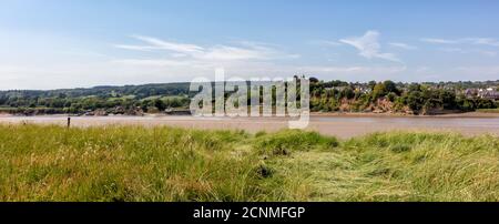 Panoramablick von Newnham auf Severn von arlingham am Ufer des Flusses Severn, Gloucestershire, Vereinigtes Königreich Stockfoto