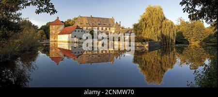 Wasserschloss Tatenhausen, Halle, Ostwestfalen, Nordrhein-Westfalen, Deutschland, Europa Stockfoto