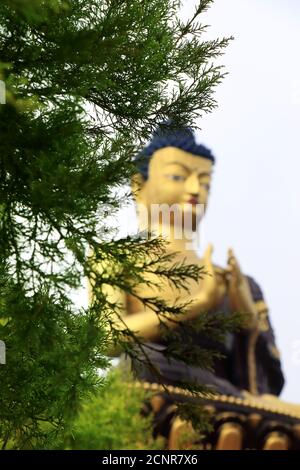 Buddha Park von Ravangla. Schöne riesige Statue von Lord Buddha, in Rabangla, Sikkim, Indien. Gautam Buddha Statue im Buddha Park von Ravangla, Sikkim Stockfoto