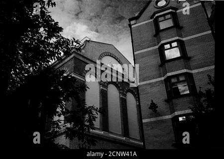 Ziegelfassaden, Mayfair, London, England, Vereinigtes Königreich Stockfoto