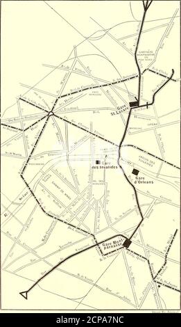 . Die Zeitschrift Street Railway . es wurden in diesem Papier veröffentlicht, um nördlich und südlich unterirdische elektrische Eisenbahn in Paris zu apioposed. Dieser Vorschlag hat nun konkrete Form angenommen, Und die ausgewählten Strecken werden auf der beiliegenden Karte durch eine durchgezogene Linie dargestellt.die Verbindungslinien des Metropoliten werden durch einen Punkt und eine Dash-Linie und die Dampfeisenbahnen in der üblichen Weise dargestellt. Wie man sehen wird, wird die neue Linie direkt vier Bahnhöfe verbinden, nämlich die von Montparnasse, die Orleans Railway auf dem QuaidOrsay, Les Invalides und Saint Lazare, auch vier große Stadtbüros und drei große depa Stockfoto