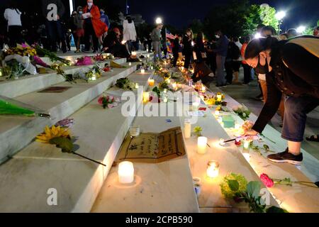 Washington DC, USA. September 2020. Hunderte kamen an den Stufen des Obersten Gerichtshofs der Vereinigten Staaten, um das Leben der Rechtsanwaltskammer Ruth Bader Ginsburg zu feiern. Stockfoto
