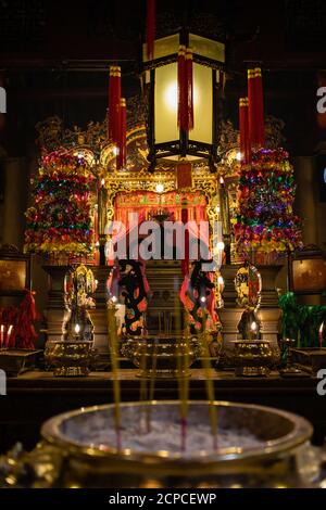 Altarfiguren im man Mo Tempel, Hollywood Rd, Sheung Wan, Hongkong Stockfoto