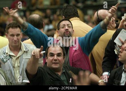 Händler in der NASDAQ 100 Aktienindex-Futures Grube an der ...