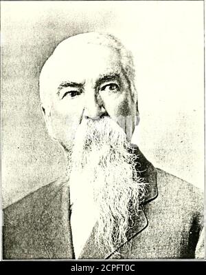 . Geschichte von Wright County, Iowa, seine Völker, Industrien und Institutionen . ved, zu seinem Land, das er vertreten hat und zu der Nation f(jr, die er gekämpft hat, haeIjeen von höchster Ordnung. W. T. U. Humphrey ist das größte und unselige Kind, das aus der Vereinigung von Robert llunii)hrry und jane Kobi^on geboren wurde, und seine Geburt vorkommeredon bebruar- 5. 1S45, in Scott County, Iowa. Uobcrt llumphrex wurde 170^ in Wheeling geboren, irgini;i, und entfernt, witii seine Eltern, als ein kleiner Junge in Jelferson Grafschaft, (^hio, wo er seine Ausbildung erhielt. MIS Vater war ein Bauer und Robert llumphrcy followt-d Stockfoto