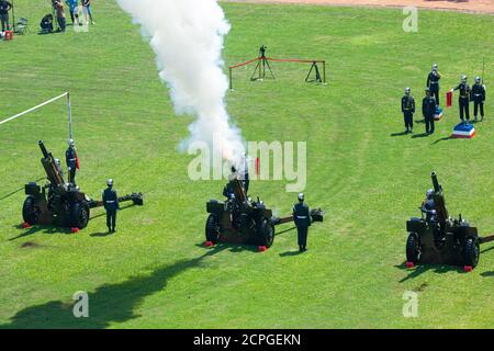 Taipeh, Taiwan. September 2020. 21-Gun Salute wird auf Lee Teng-huis Gedenkfeier abgefeuert.21-Gun Salute wurde auf einer offiziellen Gedenkfeier für den verstorbenen taiwanesischen Präsidenten Lee Teng-hui abgefeuert, der am 30. Juli 2020 verstorben ist. Kredit: SOPA Images Limited/Alamy Live Nachrichten Stockfoto