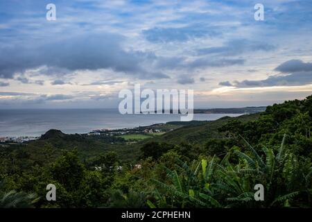 Blick auf den Pazifischen Ozean im Kenting National Forest Recreation Bereich Stockfoto