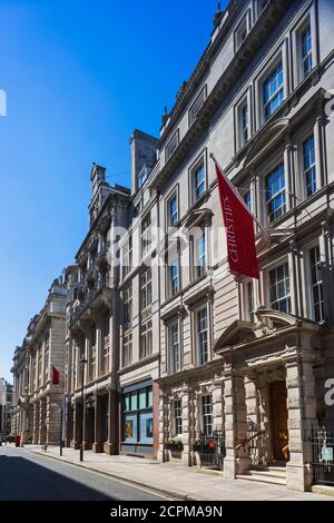 England, London, Westminster, St. James's, King Street, Christie's Auction House Stockfoto