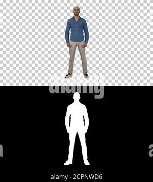 Junger arabischer Mann lächelt, Alpha Channel Stockfoto