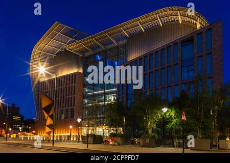 England, London, Kings Cross, das Francis Crick Institute of Bio-Medical Research Stockfoto