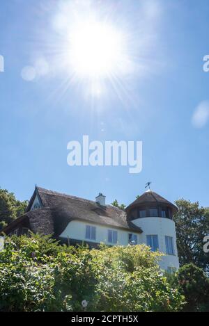 Deutschland, Mecklenburg-Vorpommern, Rügen, Seedorf, Landhaus Gernitz, traditionelles Haus mit Strohdach Stockfoto