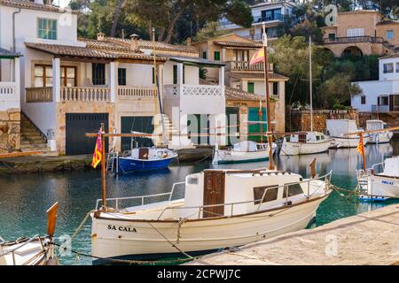 Fischerhafen in Cala Figuera, in der Nähe von Santanyí, Migjorn Region, Mallorca, Balearen, Spanien Stockfoto