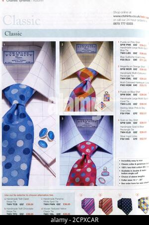 Das Innere des britischen Katalogs 'Charles Tyrwhitt', Winter 2005. Stockfoto