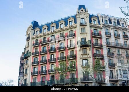 Barcelona, Rambla de Catalunya, Fassade, katalanischer Jugendstil Stockfoto