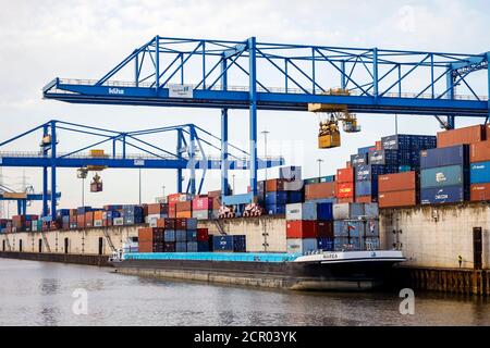 Hafenkran lädt Lastkahn mit Containern, Containerterminal duisport logport, Duisburger Hafen am Rhein, Duisburg, Ruhrgebiet, Nordrhein-Westfalen, Stockfoto