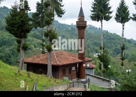 In der östlichen Schwarzmeer-Region gibt es viele alte Moscheen. Stockfoto
