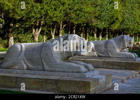 Ankara Anitkabir Löwenstraße Statuen Nahaufnahme Stockfoto